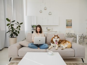 防范離岸金融風(fēng)險(xiǎn)，守護(hù)財(cái)富安全的實(shí)用指南