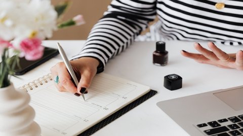 跨境微電商與社交平臺的緊密關聯(lián)