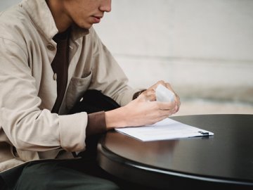 海外開(kāi)設(shè)美元個(gè)人賬戶的步驟與注意事項(xiàng)